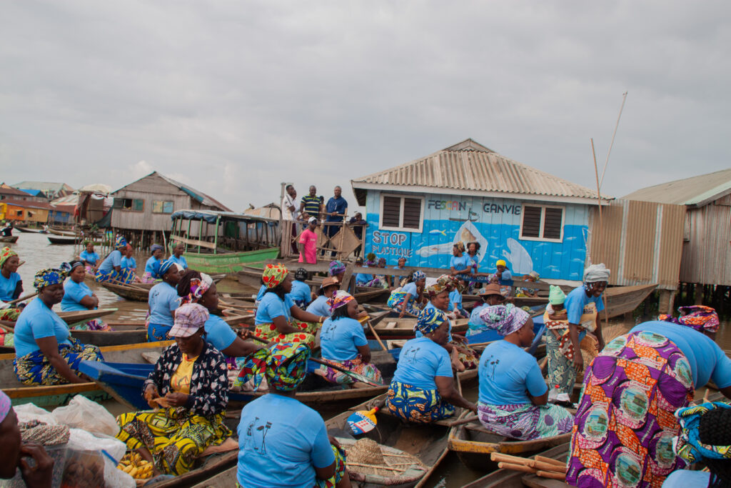 Inauguration des peintures murales : l’art au service de l’environnement img 0973